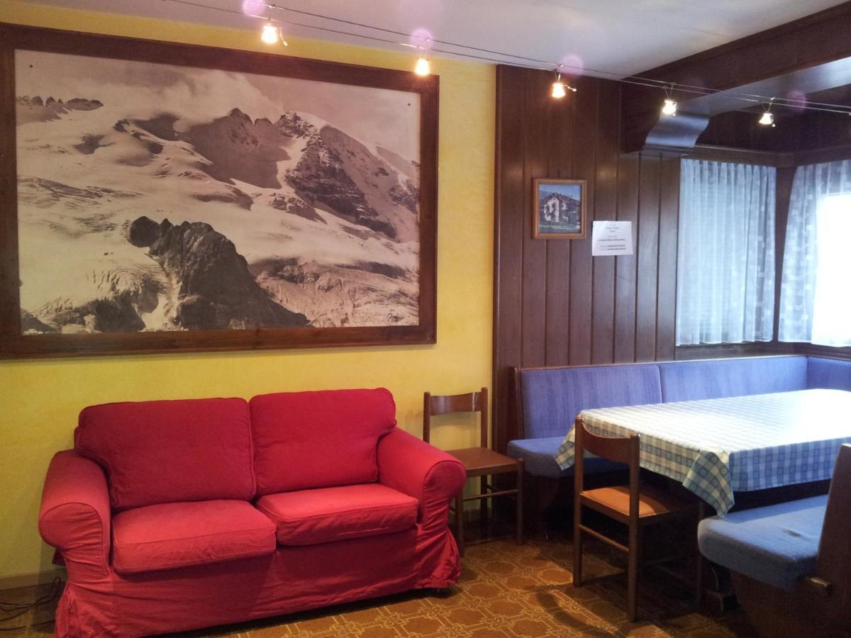 Chalet Helen Arabba Room photo